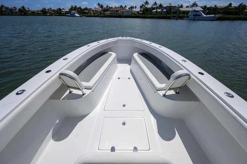 Slide: The Image of Bahama 41 - Exterior Bow 2013 Bahama 41 Center Console - 6020055