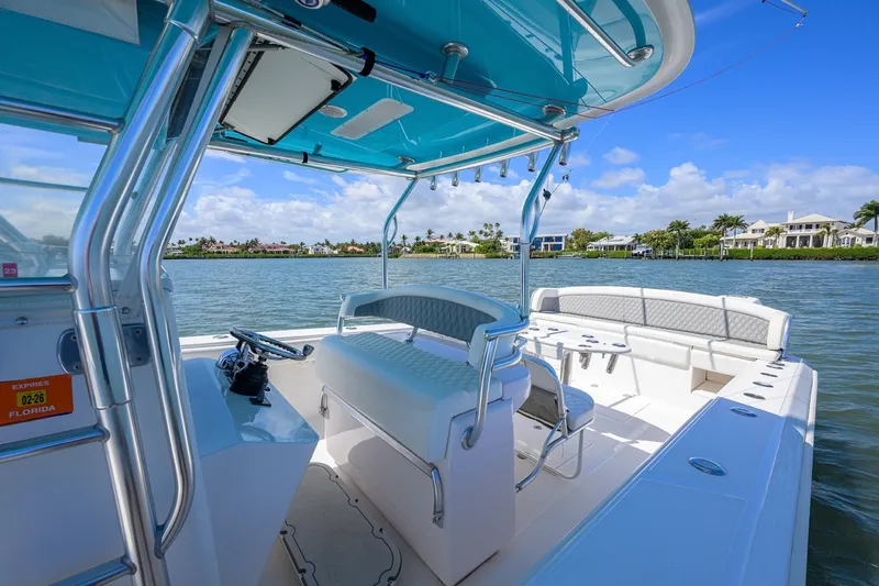 Slide: The Image of Bahama 41 - Exterior Helm 2013 Bahama 41 Center Console - 7649339