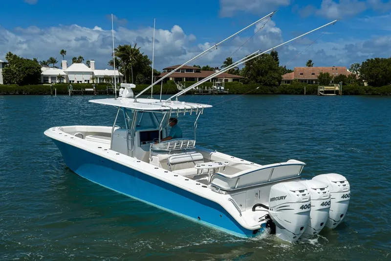 Slide: The Image of Bahama 41 - Exterior Profile 2013 Bahama 41 Center Console - 7649343