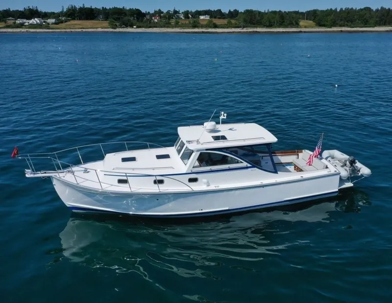 Slide: The Image of Imgi_55_2021 Ellis 36 Express Cruiser Power 10135478 20260401140230498 33 - 6020634