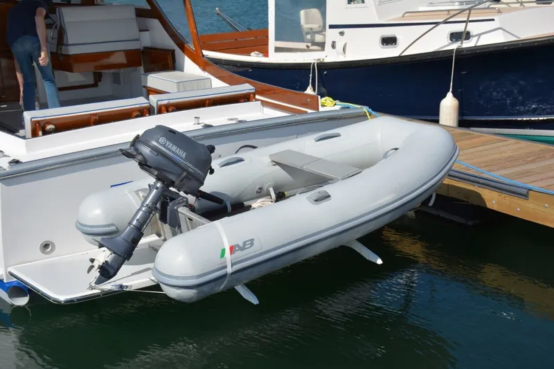 Slide: The Image of Imgi_19_2021 Ellis 36 Express Cruiser Power 10135478 20260401140230271 9 - 6020652