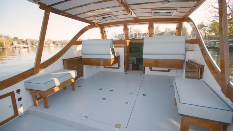 Slide: The Image of Imgi_22_2021 Ellis 36 Express Cruiser Power 10135478 20260401140230299 12 - 6020643