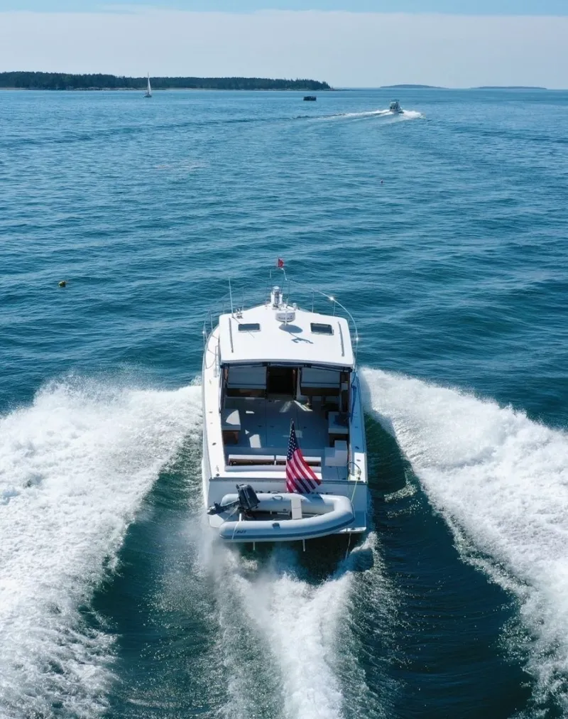 Slide: The Image of Imgi_39_2021 Ellis 36 Express Cruiser Power 10135478 20260401140230458 29 - 6020639