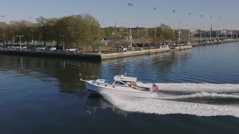 Slide: The Image of Imgi_16_2021 Ellis 36 Express Cruiser Power 10135478 20260401140230242 6 - 6020661