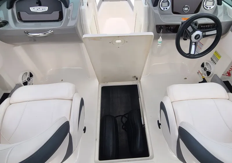 Slide: The Image of Chaparral 21 SSI OB 2020 - 6020495