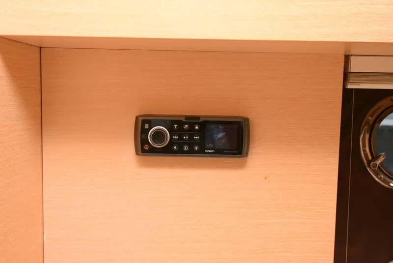 Slide: The Image of Cranchi M44 HT Hard Top 2014 - 6020584