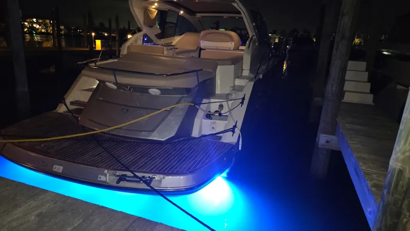 Slide: The Image of Cranchi M44 HT Hard Top 2014 - 6025160