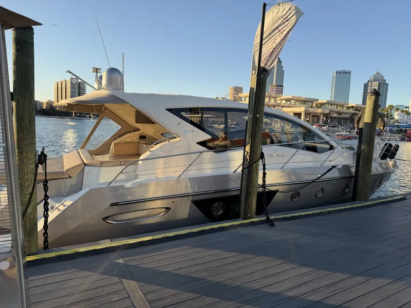 Slide: The Image of Cranchi M44 HT Hard Top 2014 - 6020571