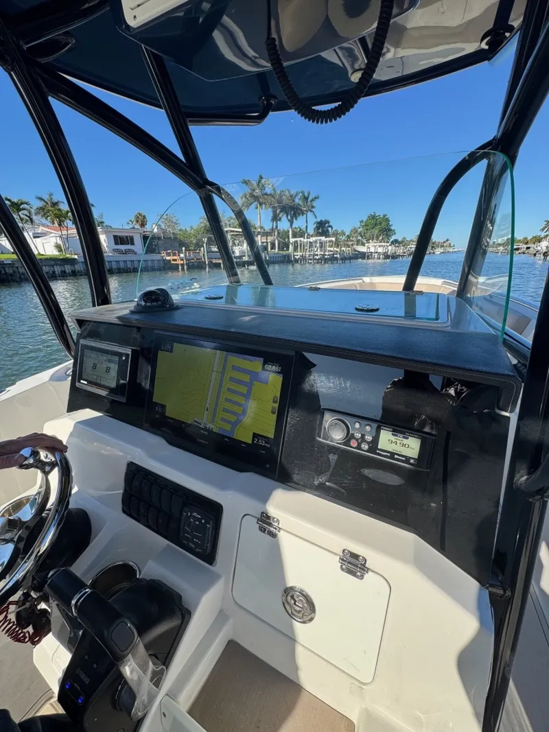 Slide: The Image of 2021 Sailfish 290 CC Helm - 6020757