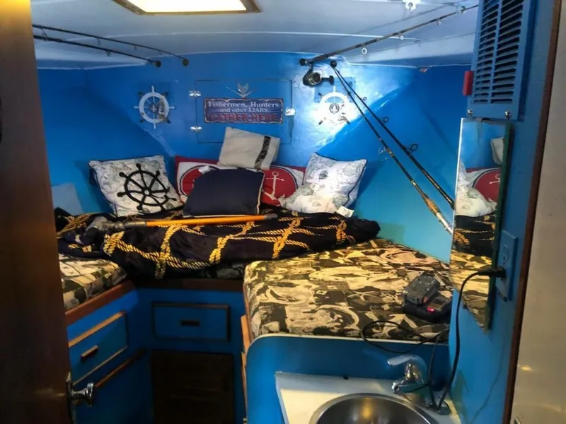 Slide: The Image of Bertram 42 1980 - 6022904