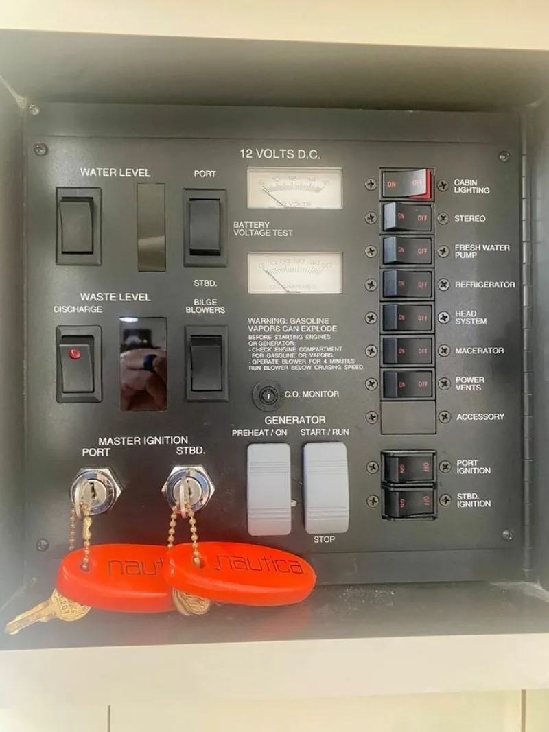 Slide: The Image of Sea Ray 42 1995 - 6022807