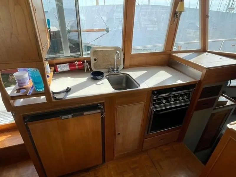 Slide: The Image of Grand Banks 36 classic 1987 - 6020898