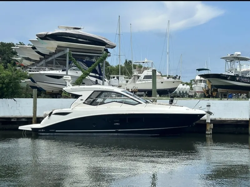 The Image of Sea Ray 350 Sundancer Coupe 2018 - 6781303