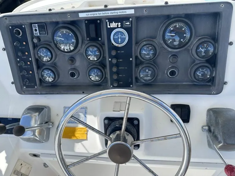 Slide: The Image of Luhrs 34 1990 - 6023530