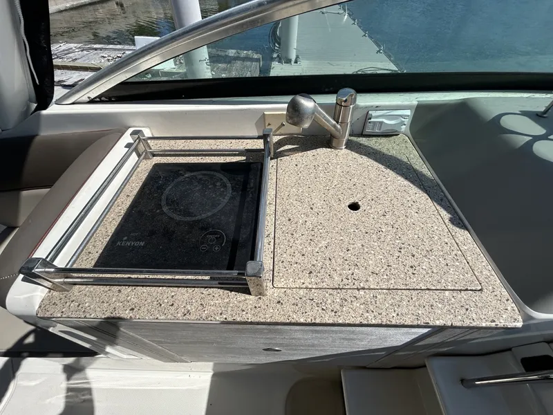 Slide: The Image of Sea Ray 26 2014 - 6021025