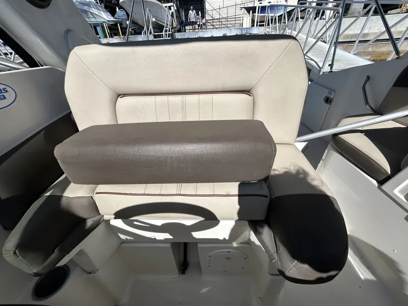 Slide: The Image of Sea Ray 26 2014 - 6021019