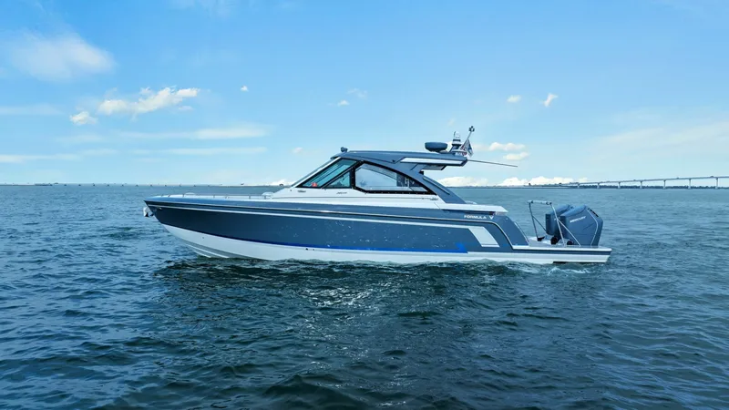 The Image of Formula 38 - Bada Beng - Exterior Profile 2023 Formula 38 Super Sport Crossover - Bada Beng - 6021420