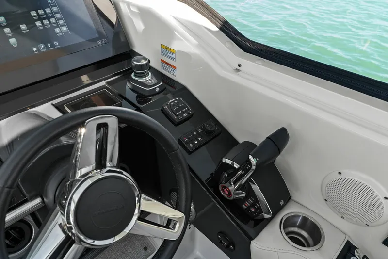 Slide: The Image of 2023 Formula 38 Super Sport Crossover - Bada Beng - 6021473