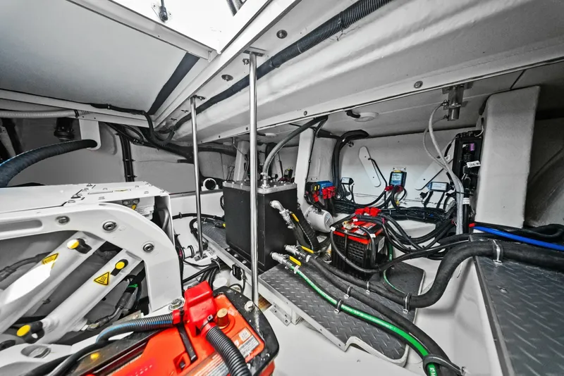 Slide: The Image of Formula 38 - Bada Beng - Engine 2023 Formula 38 Super Sport Crossover - Bada Beng - 6021487