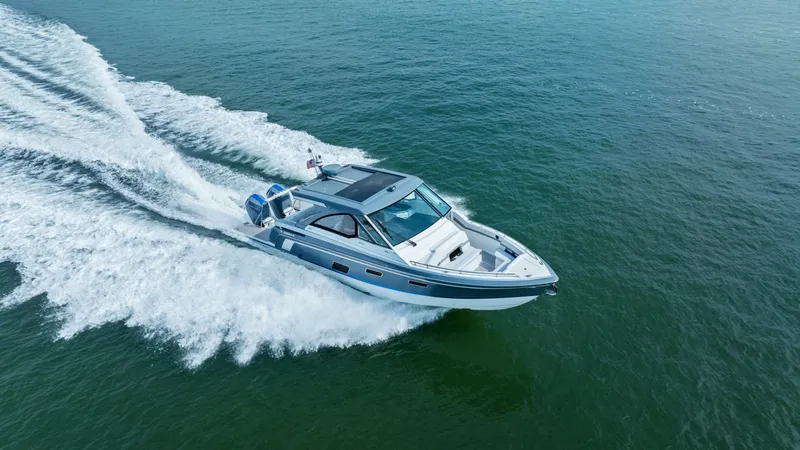 Slide: The Image of Formula 38 - Bada Beng - Exterior Profile 2023 Formula 38 Super Sport Crossover - Bada Beng - 6021429