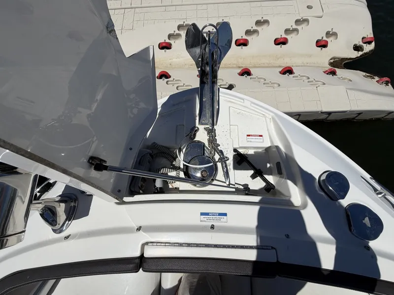 Slide: The Image of Sea Ray 310 SLX 2017 - 6289857