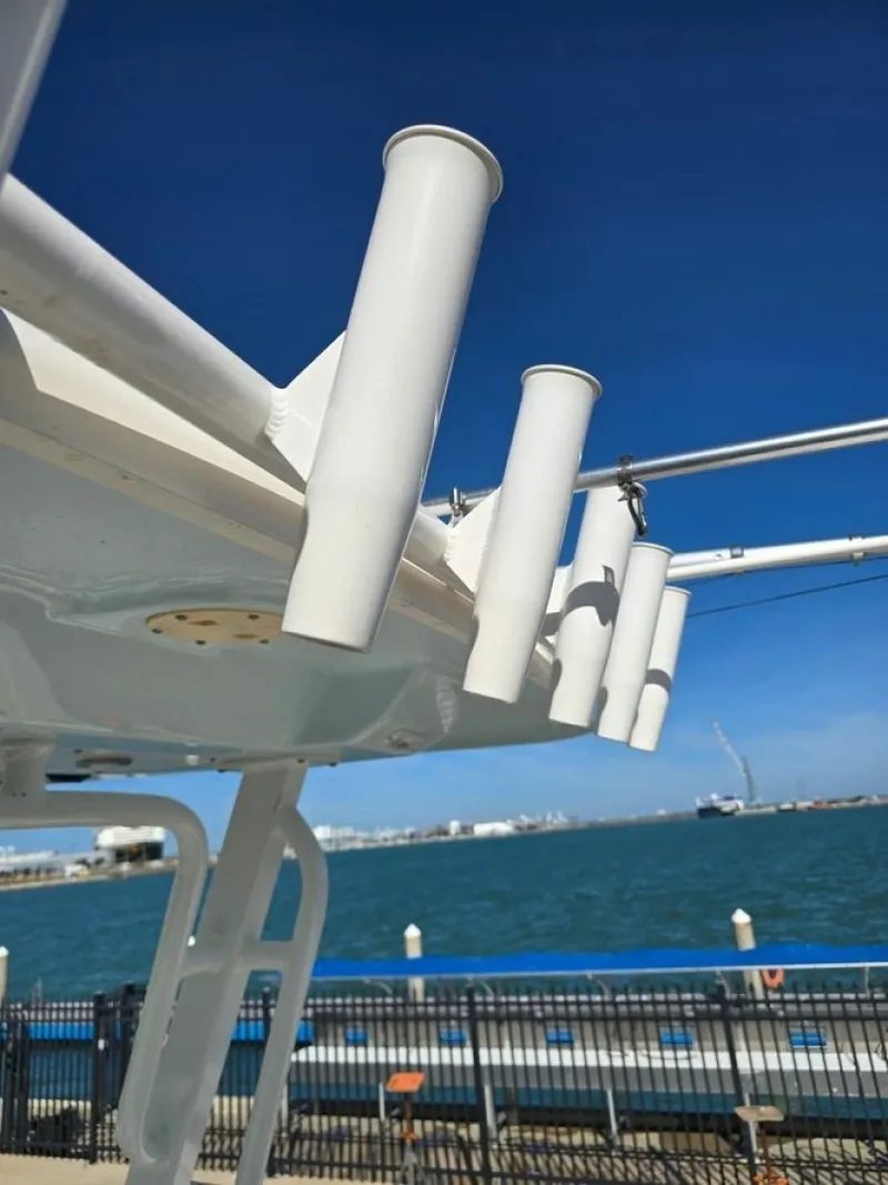 Slide: The Image of Robalo 27 2022 - 6023395