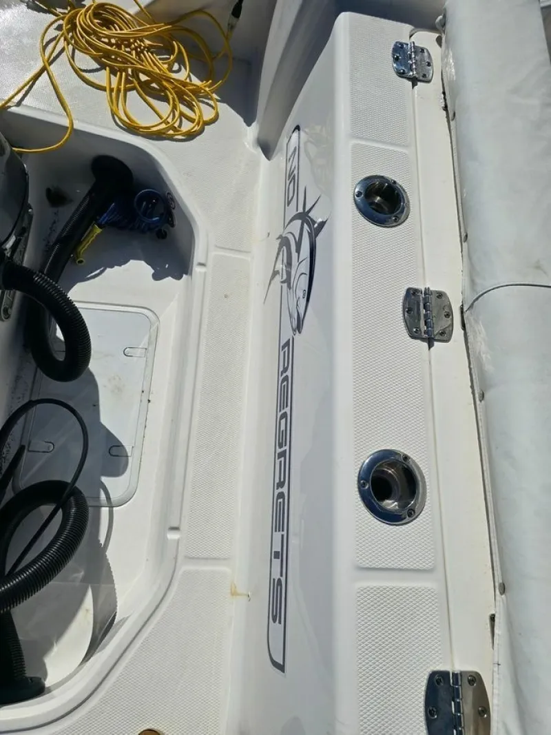 Slide: The Image of Robalo 27 2022 - 6023397