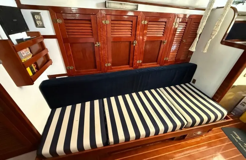 Slide: The Image of CSY 44 1979 - 6022663