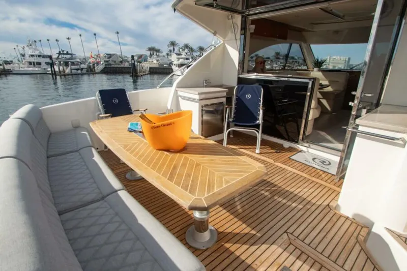 Slide: The Image of 2012 Riviera 50 SY - CONTESSA - 6021528