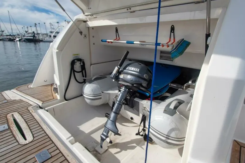 Slide: The Image of 2012 Riviera 50 SY - CONTESSA - 6021536