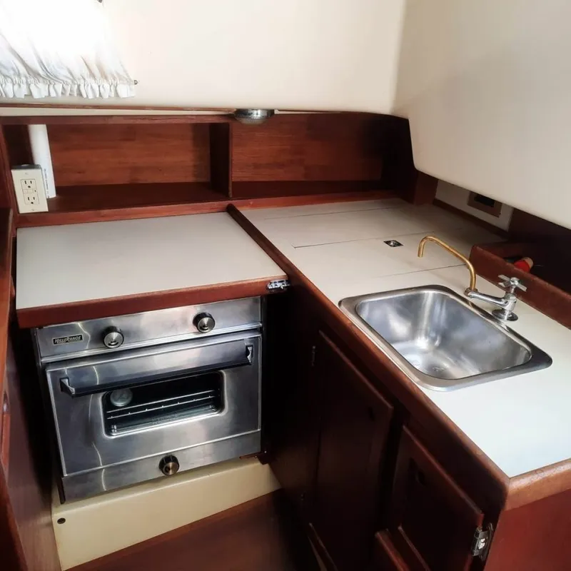 Slide: The Image of Bayfield 32 1984 - 6023150