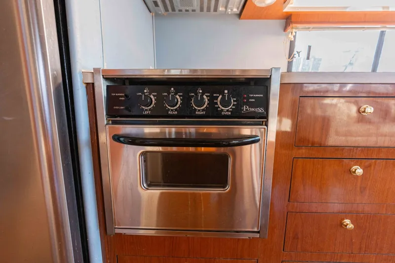 Slide: The Image of Harbor Master 520 Coastal 2001 - 6021584