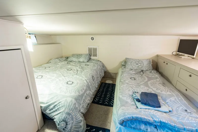 Slide: The Image of Harbor Master 520 Coastal 2001 - 6021590