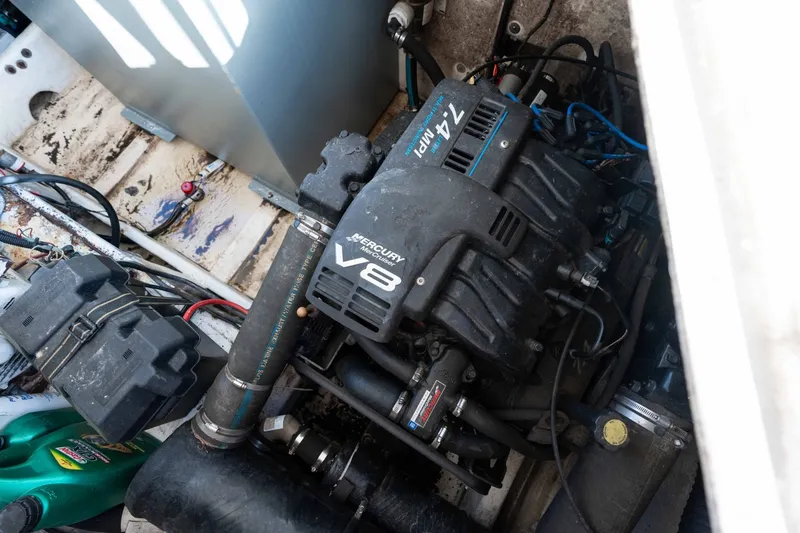 Slide: The Image of Harbor Master 520 Coastal 2001 - 6021599