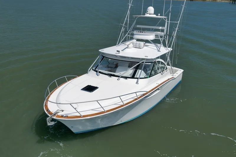 Slide: The Image of Mag Bay 42 2022 - 6021747