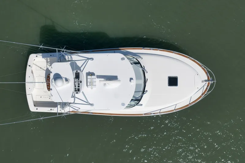 Slide: The Image of Mag Bay 42 2022 - 6021751