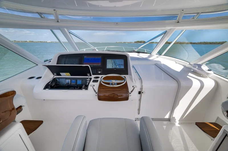 Slide: The Image of Mag Bay 42 2022 - 6021760