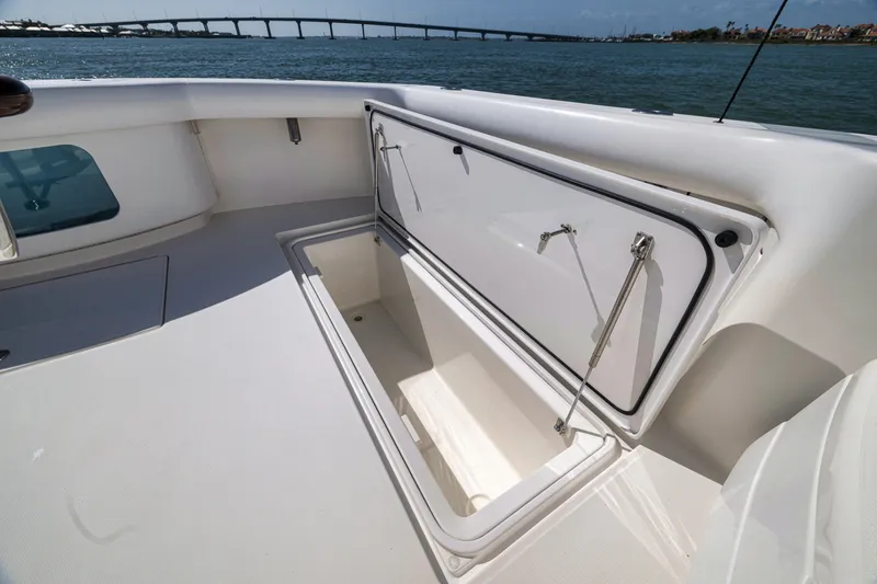 Slide: The Image of Mag Bay 42 2022 - 6021780