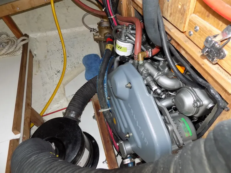 Slide: The Image of Aft engine in after compartment - 7581361