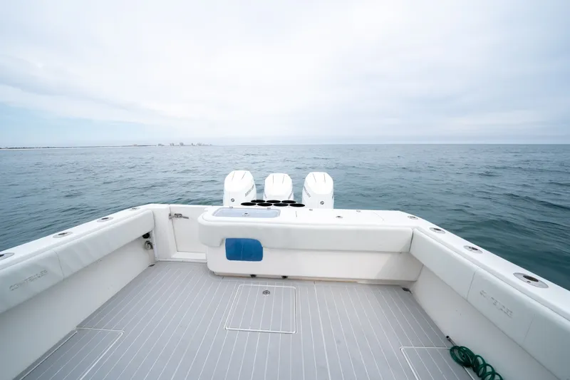 Slide: The Image of 2011 Contender 40 Express - 6021859