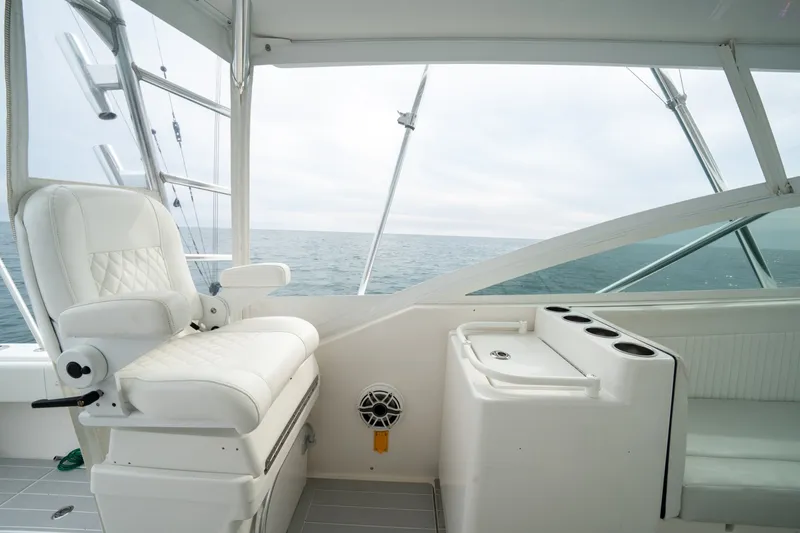 Slide: The Image of 2011 Contender 40 Express - 6021899