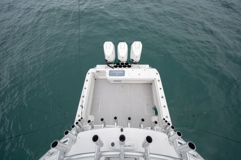 Slide: The Image of 2011 Contender 40 Express - 6021930