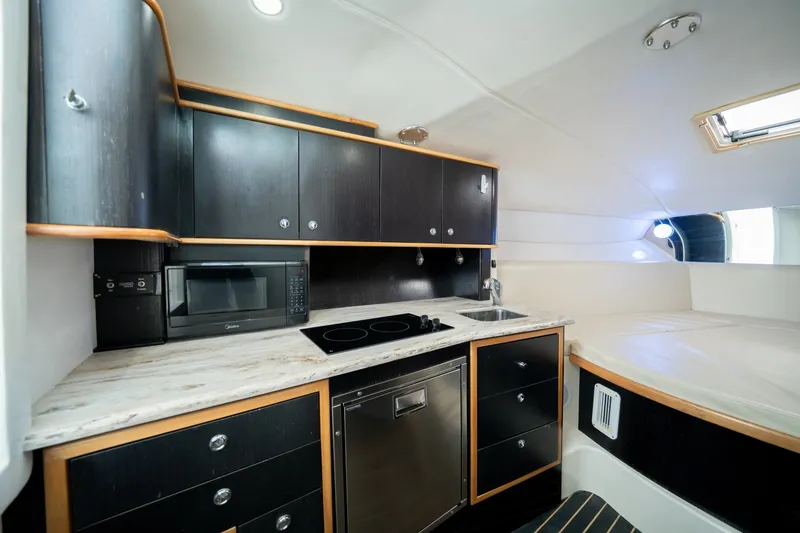 Slide: The Image of 2011 Contender 40 Express - 6021847