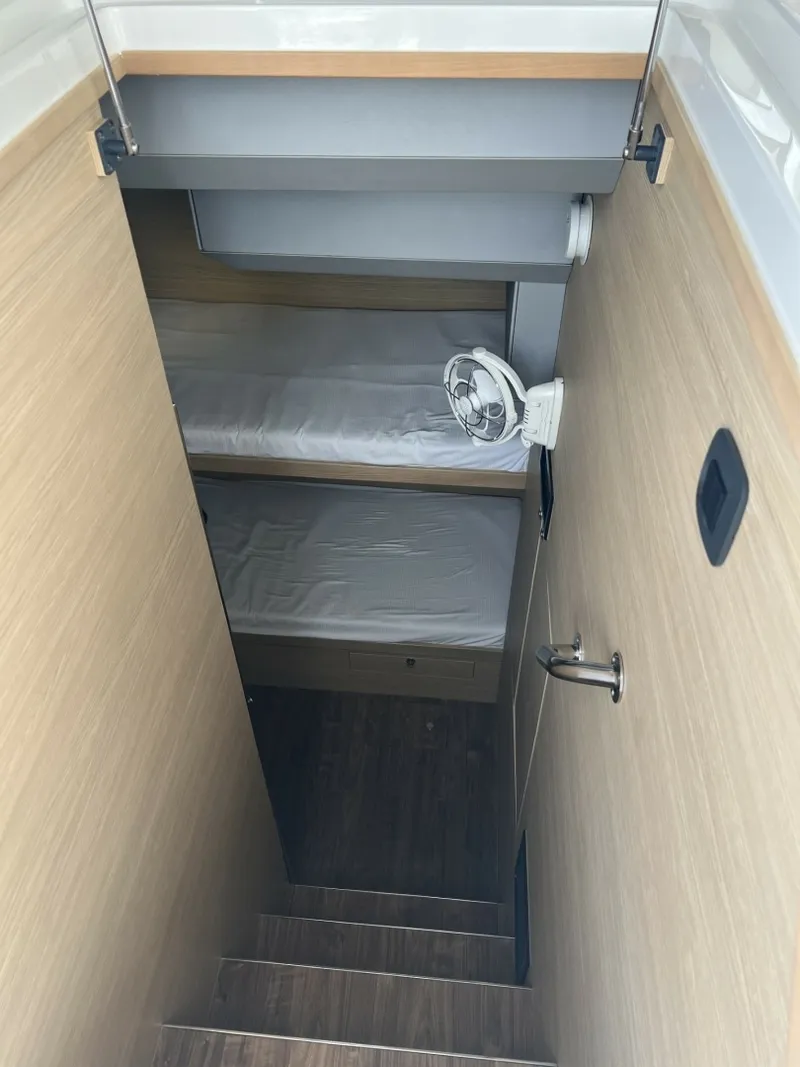 Slide: The Image of Aquila 54 Yacht 2023 - 7391357