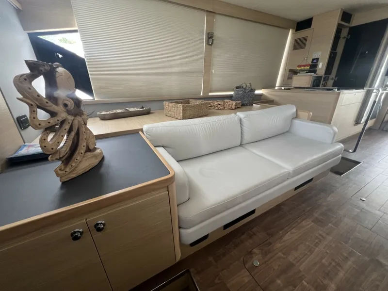 Slide: The Image of Aquila 54 Yacht 2023 - 7391375