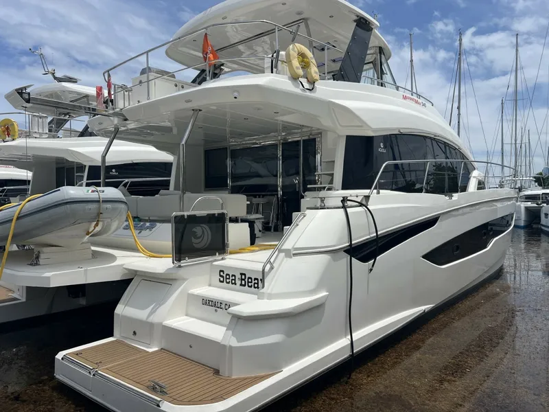 Slide: The Image of Aquila 54 Yacht 2023 - 7391352