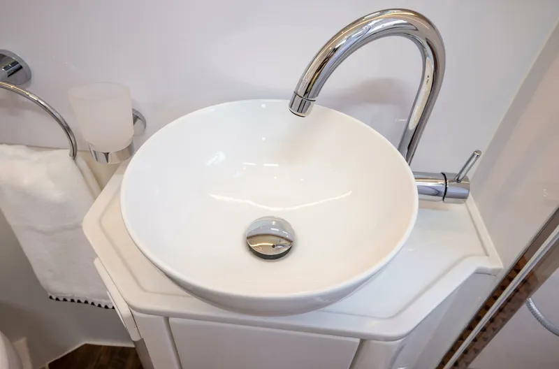 Slide: The Image of Aquila 54 Yacht 2023 - 6022131