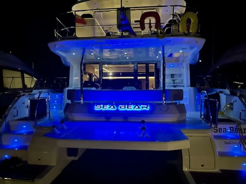 Slide: The Image of Aquila 54 Yacht 2023 - 7391390