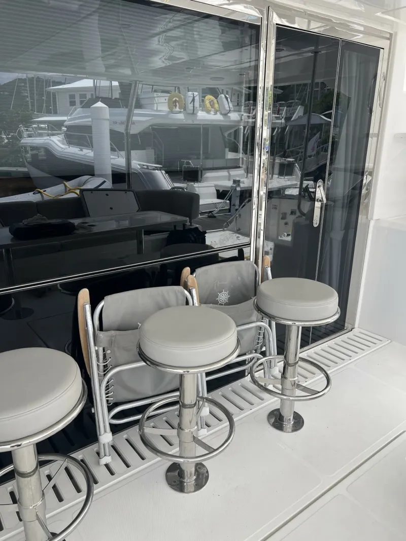 Slide: The Image of Aquila 54 Yacht 2023 - 7391355