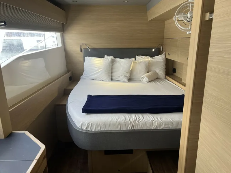 Slide: The Image of Aquila 54 Yacht 2023 - 7391385